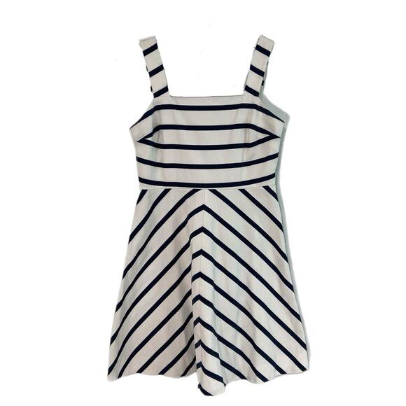 Draper James Zoe Love Circle Dress Size 6 Striped Blue Square Neck Nautical - Picture 3 of 15